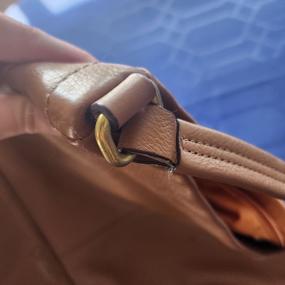 Coach Purse Brown Bag F23293 Pebble Leather Hobo Zip Closure Tan - Picture 14 of 16